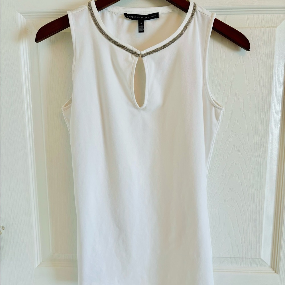 White House Black Market White Sleeveless KeyholeTank Top w/Beaded Neckline